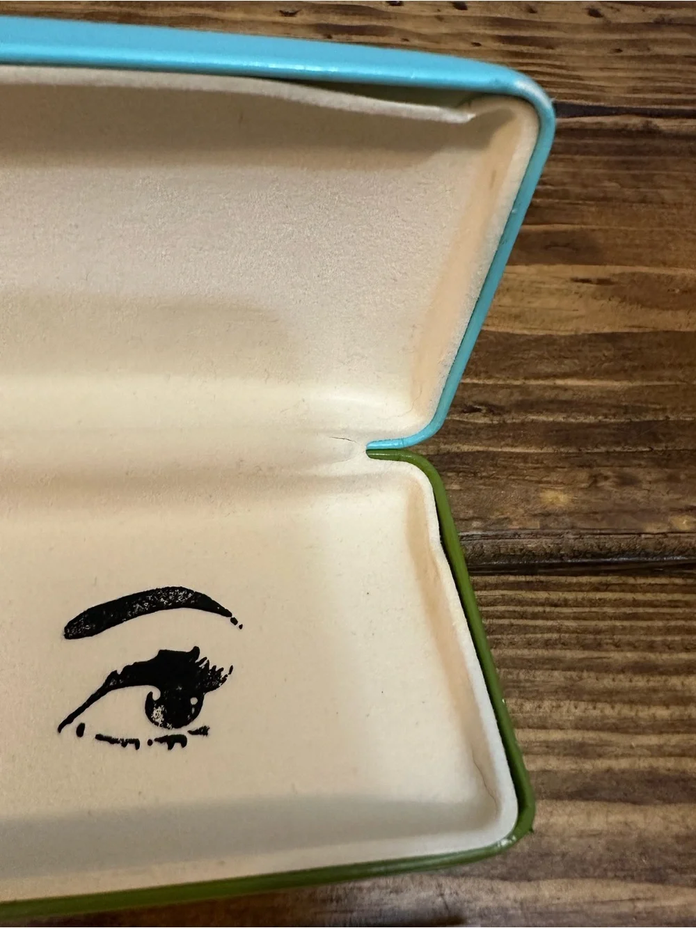 Kate Spade Eyeglass case with cloth